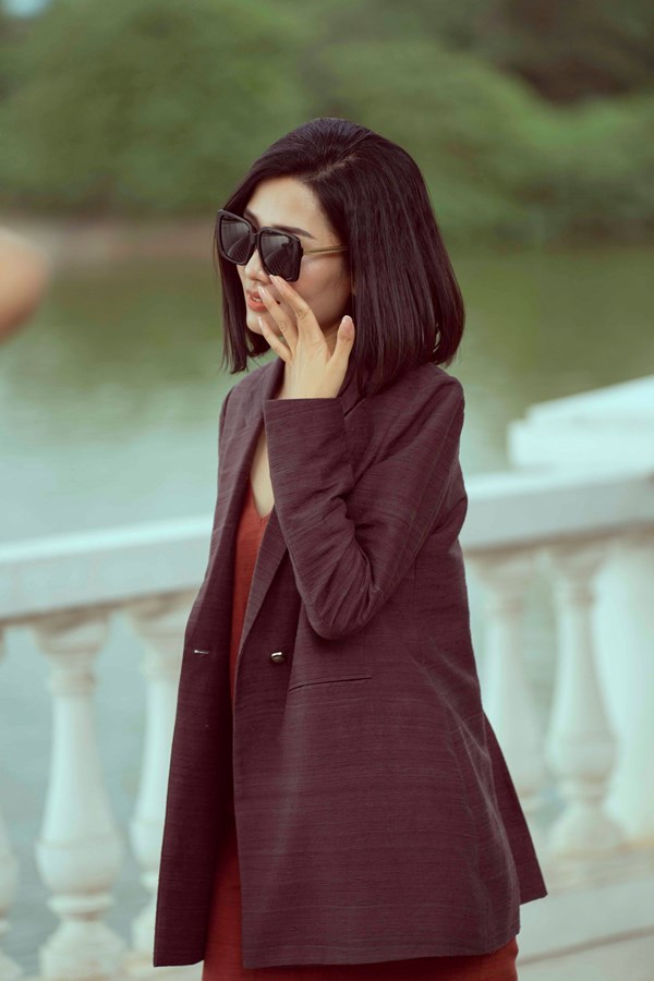 Silk Vest for elegant women/ brown