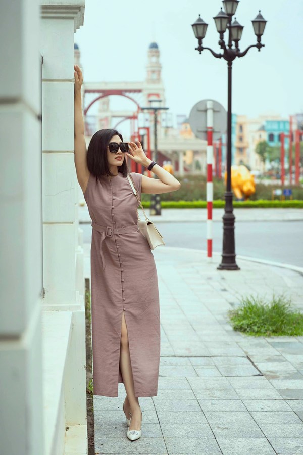  Dusky Rose Dress | Váy cổ tròn “Tro Hoa”