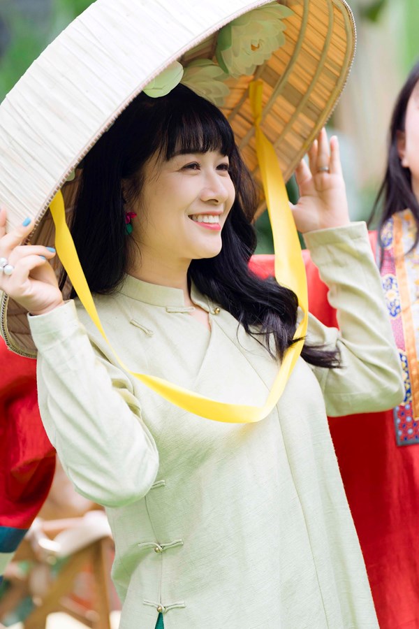  Ancient Silk Ao Dai | Avocado Green