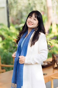 Mrs Lan Nguyen 