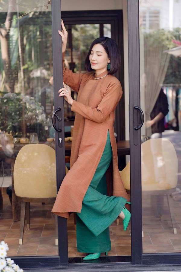 Luxury Ancient Silk Ao Dai 