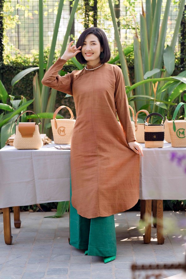Luxury Ancient Silk Ao Dai 